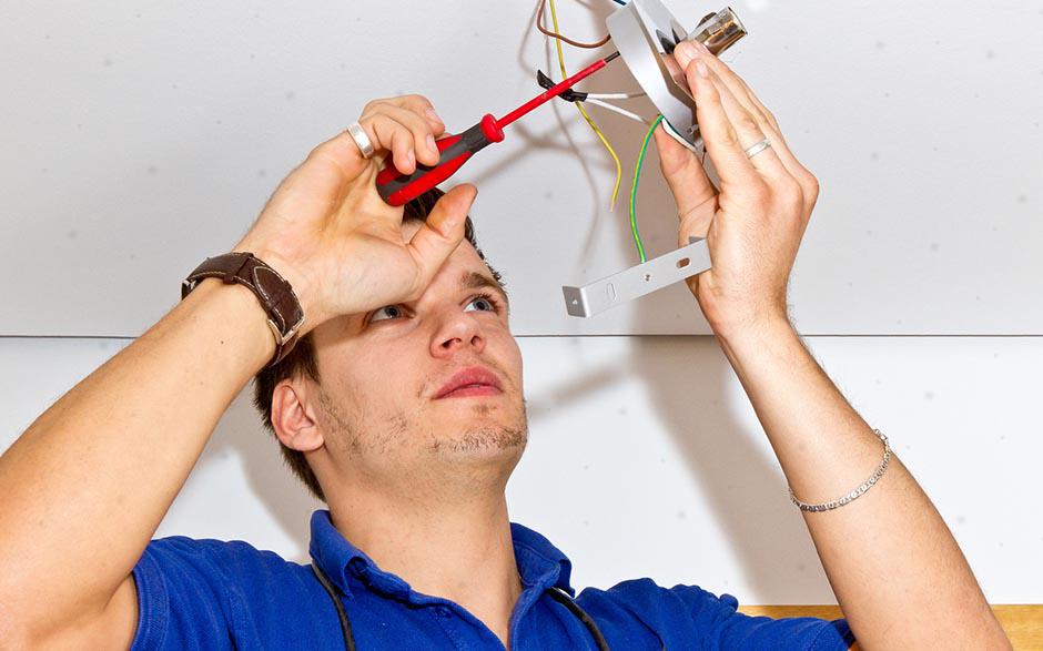 prix dépannage électrique Éragny